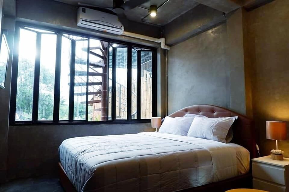 Standard Room | Blackout drapes, rollaway beds, free WiFi