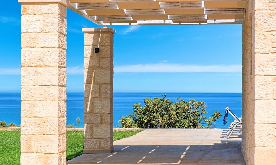 Vista Mare Villa | HotelPraxis Group