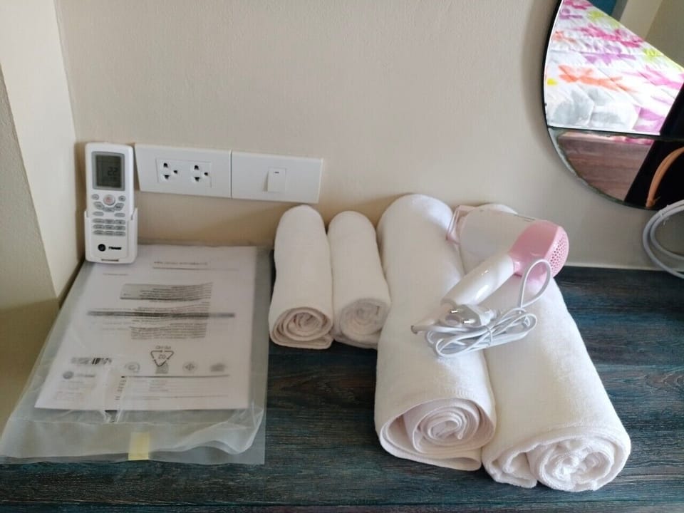 Basic Studio, Multiple Beds | Blackout drapes, soundproofing, iron/ironing board, free WiFi