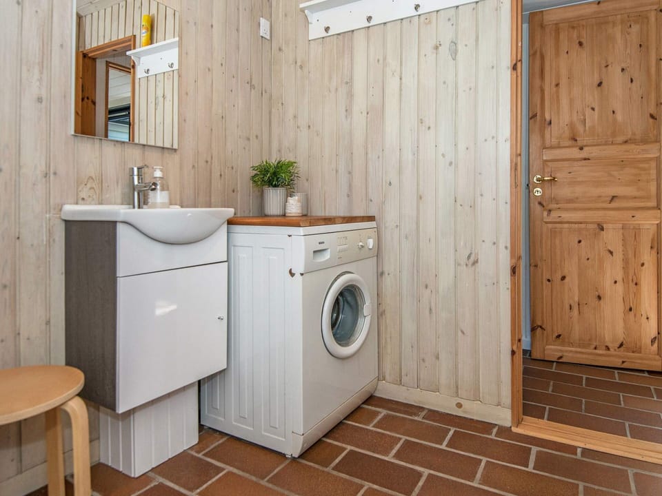 5 Person Holiday Home in Grenaa House in Central Denmark Region
