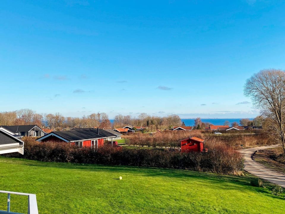 House | Water view