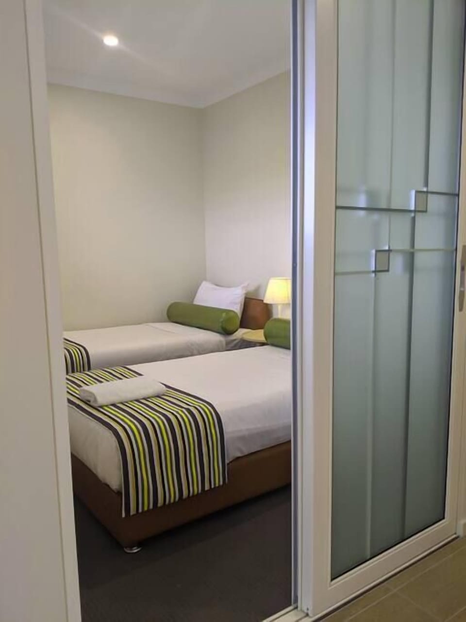GV. 2BR 1K2S(x07x10)Stylish 2 Bedroom apartment in Windsor, Brisbane