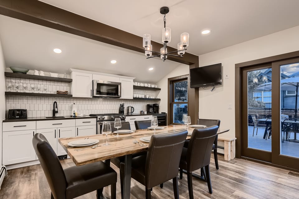 House, Multiple Bedrooms | Dining