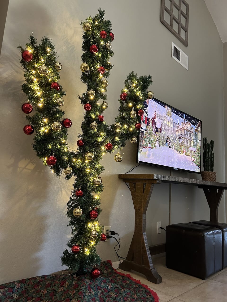 Holiday bookings get an extra unique Arizona touch.