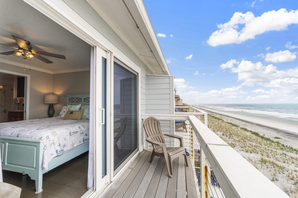 Ocean Oasis - Master Bedroom Balcony with Seating