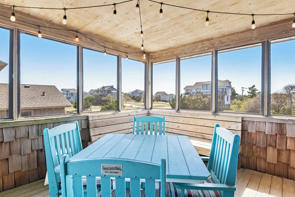 DU804: Beach House | Top Level Screened Porch