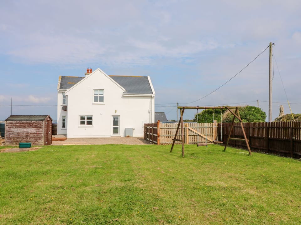 Cottage | Children's area