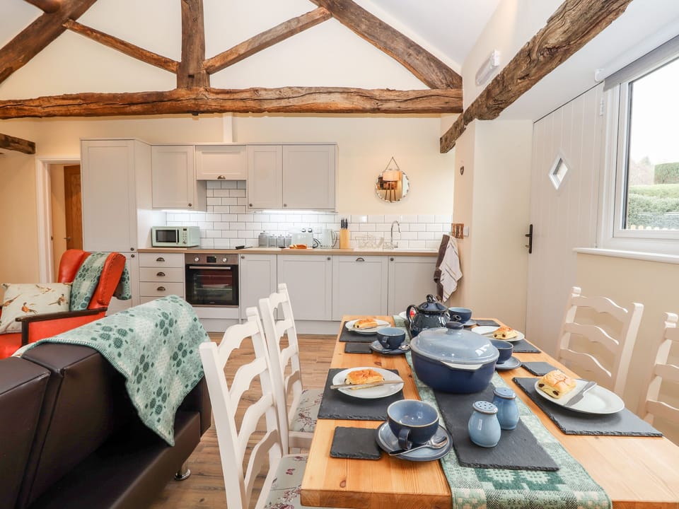 Cottage | Interior