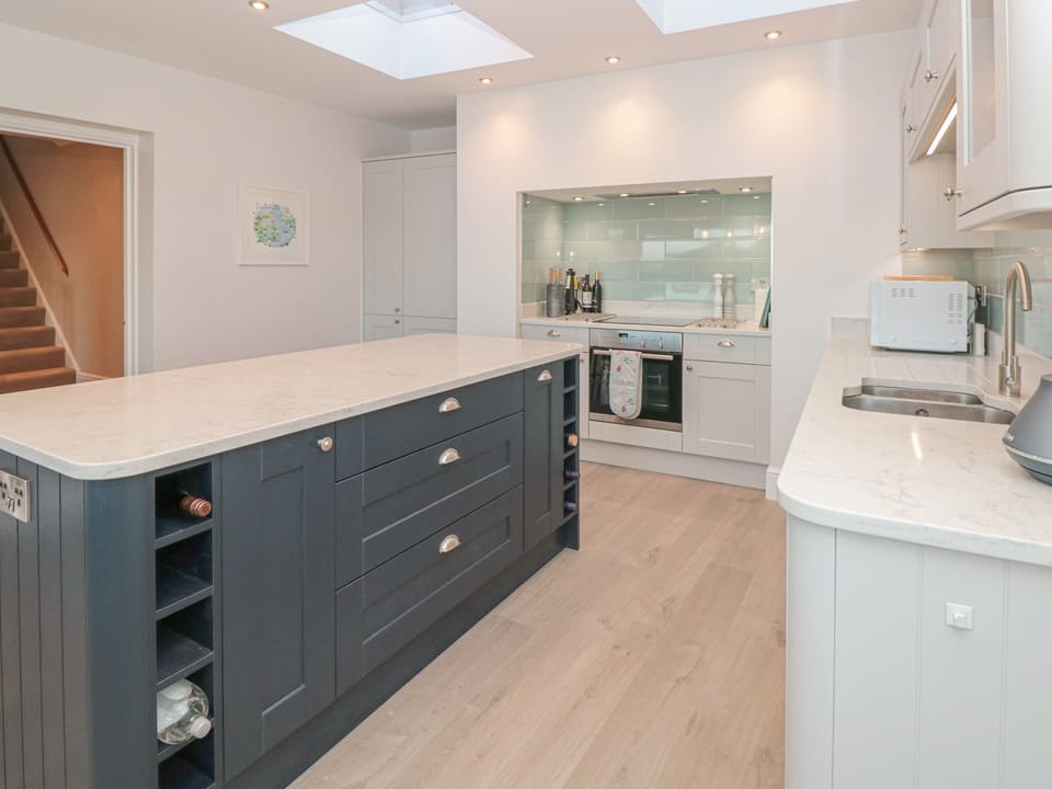 Cottage | Interior