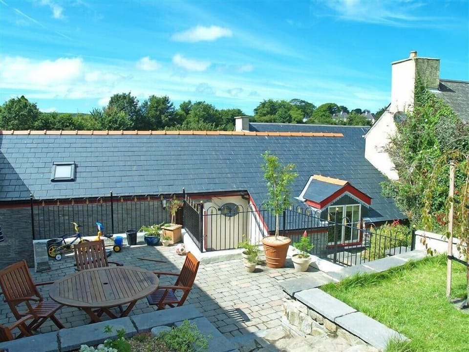 Cottage | Balcony