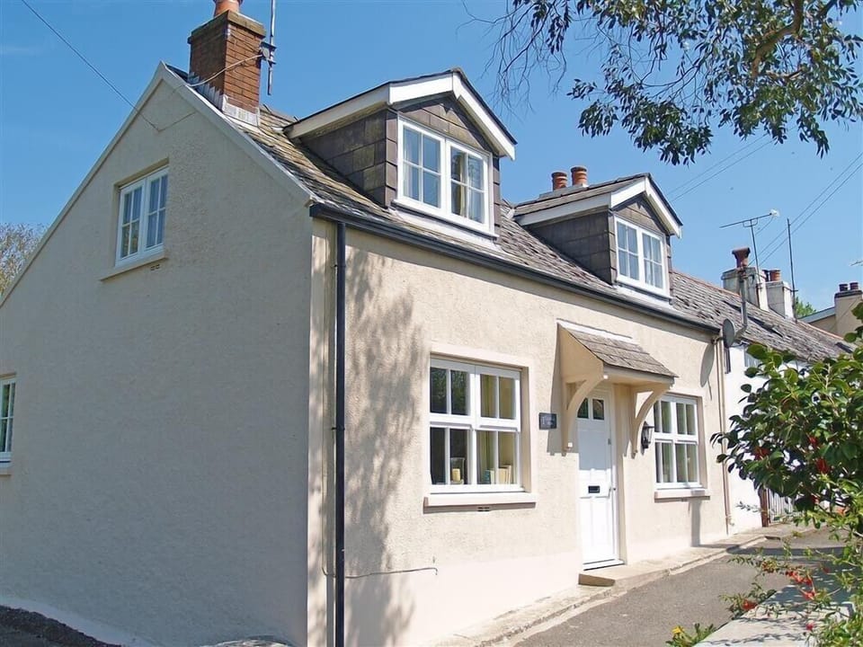Cottage | Front of property