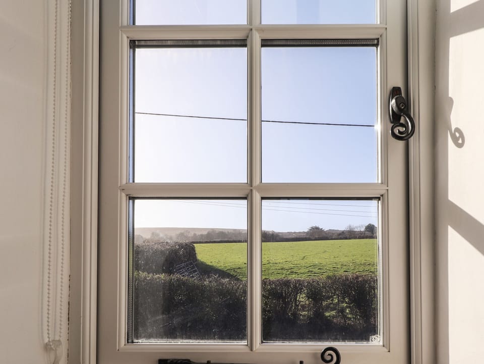 Cottage | 2 bedrooms, individually decorated, individually furnished, free WiFi