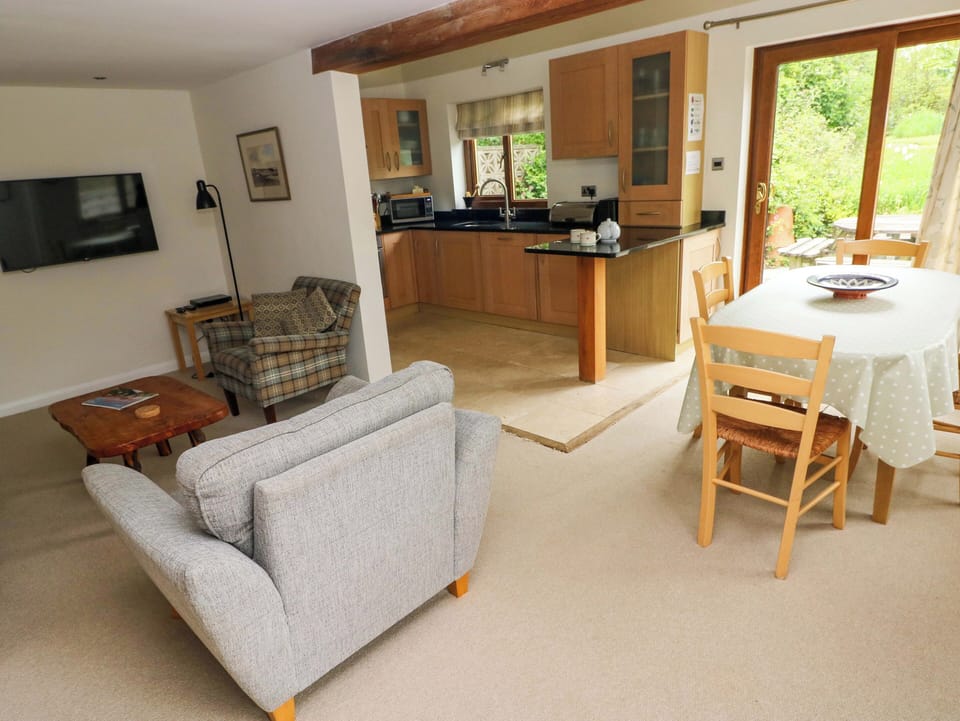 Cottage | Interior