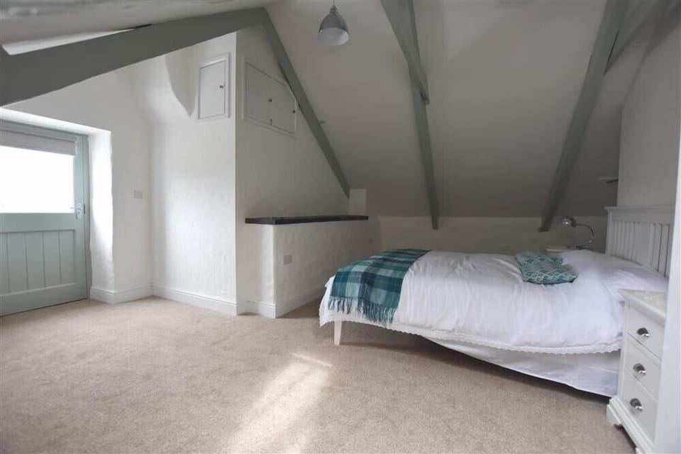 Cottage | 2 bedrooms, individually decorated, individually furnished, free WiFi
