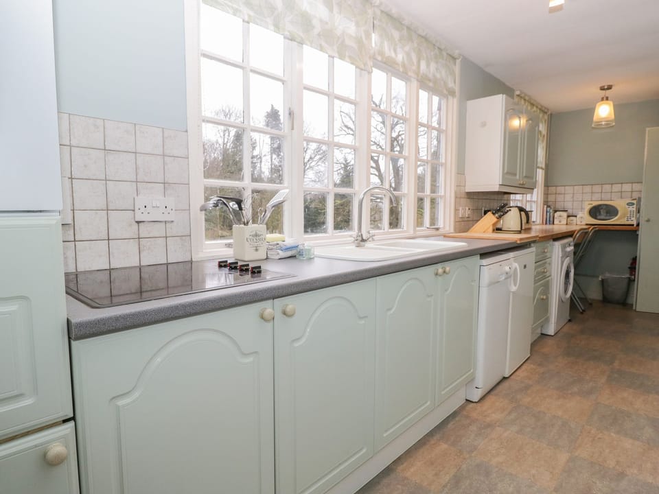 Cottage | Interior