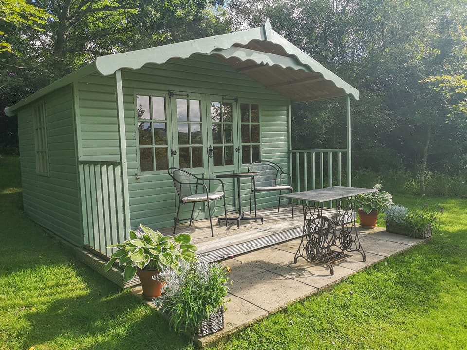 Cottage | Interior