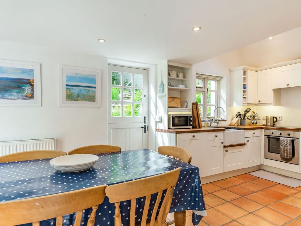 Cottage | Interior