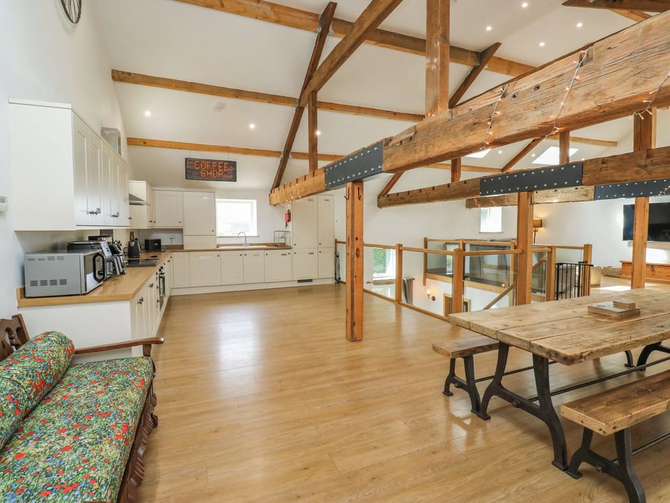 Cottage | Interior
