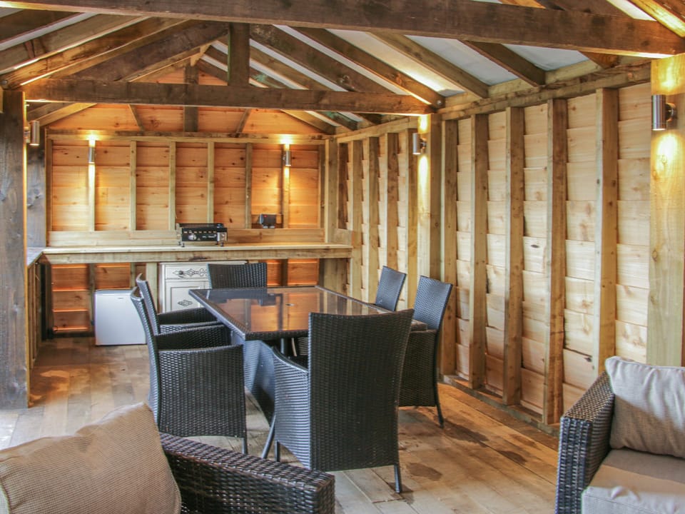 Cottage | Interior