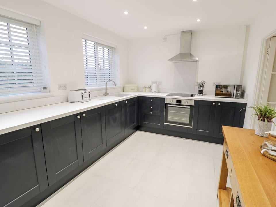 Cottage | Interior