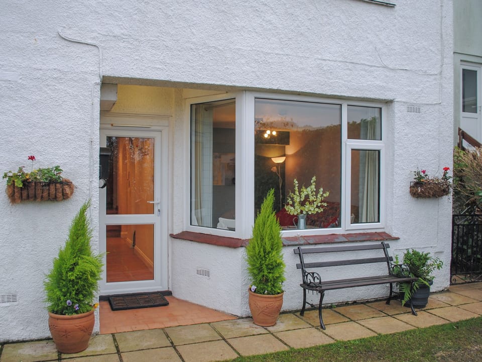 Cottage | Exterior detail
