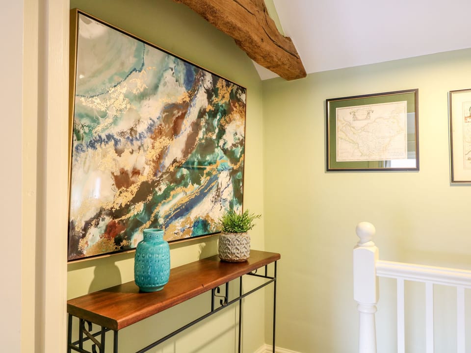 Cottage | Interior