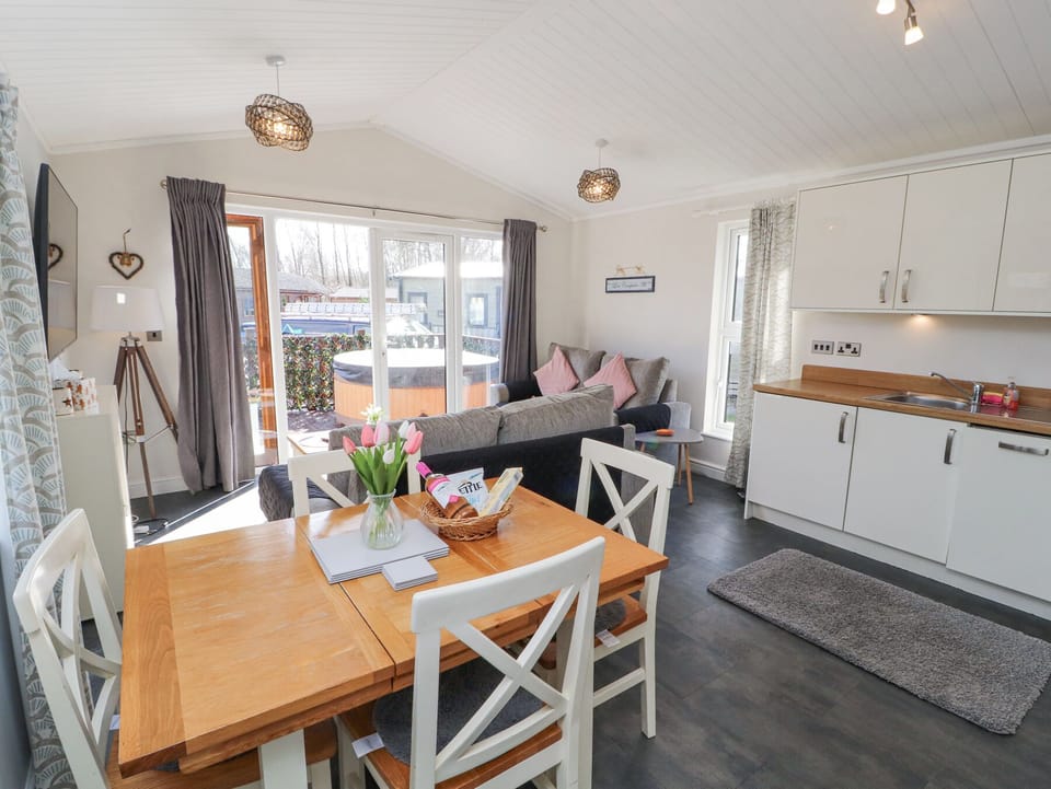 Cottage | Interior