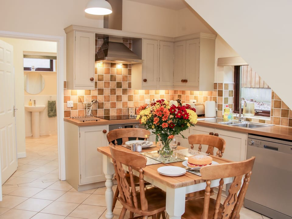 Cottage | Interior