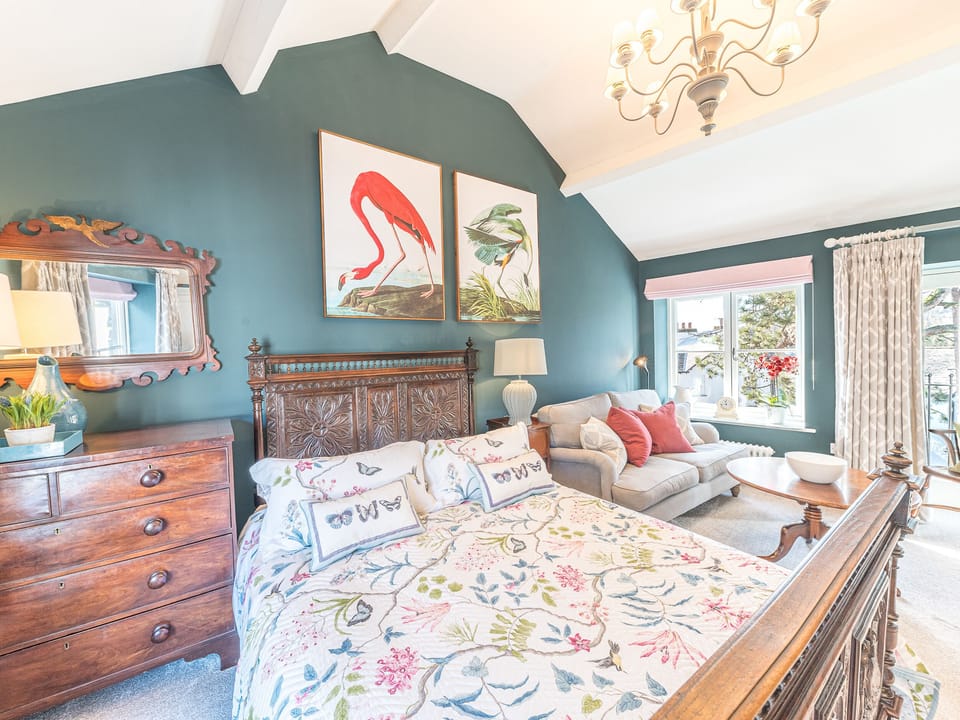 Cottage | Interior