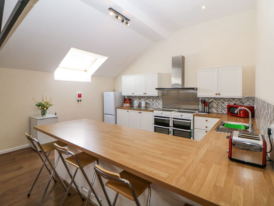Cottage | Interior