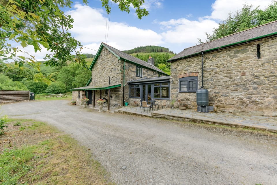 Cottage | Interior