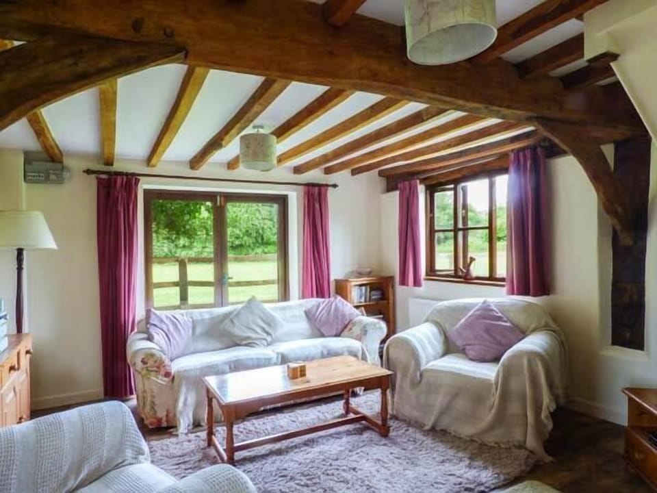 Cottage | Living room | DVD player