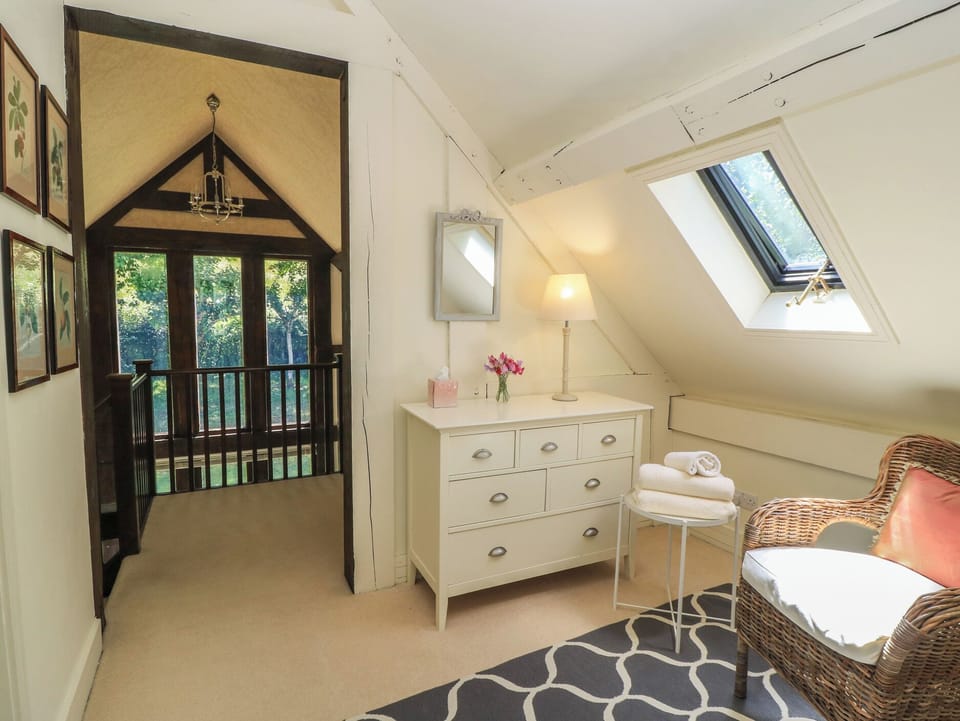 Cottage | Interior