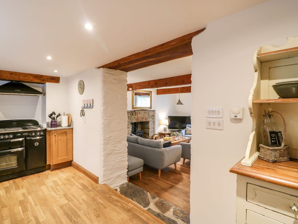 Cottage | 2 bedrooms, individually decorated, individually furnished, free WiFi