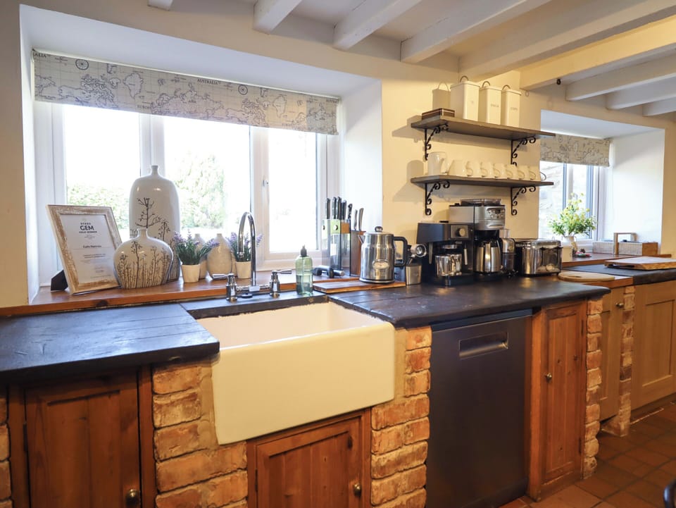 Fridge, microwave, dishwasher, electric kettle