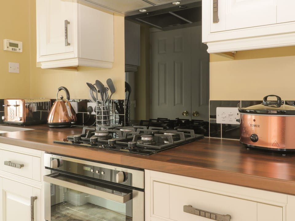 Cottage | Interior