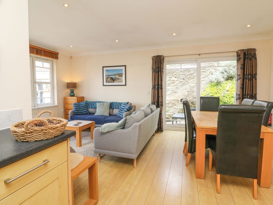 Cottage | Living area