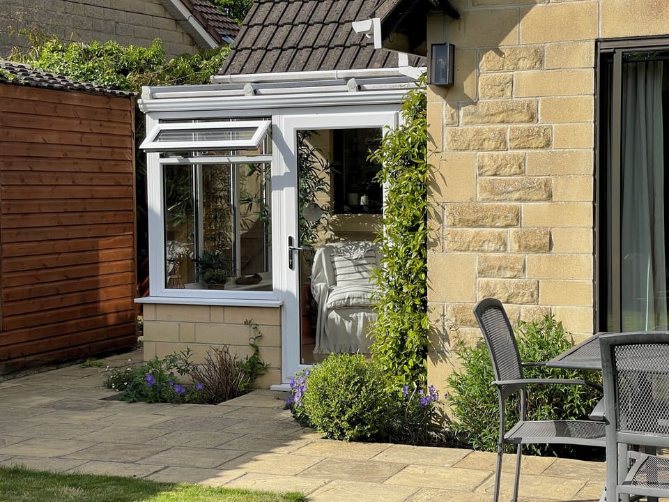 Cottage | Outdoor dining