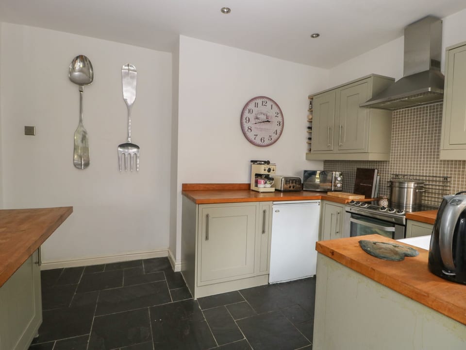 Cottage | Interior