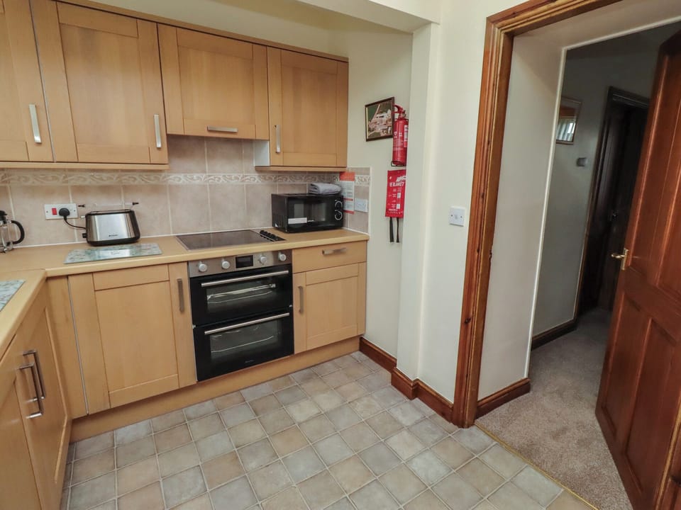 Fridge, microwave, dishwasher, electric kettle