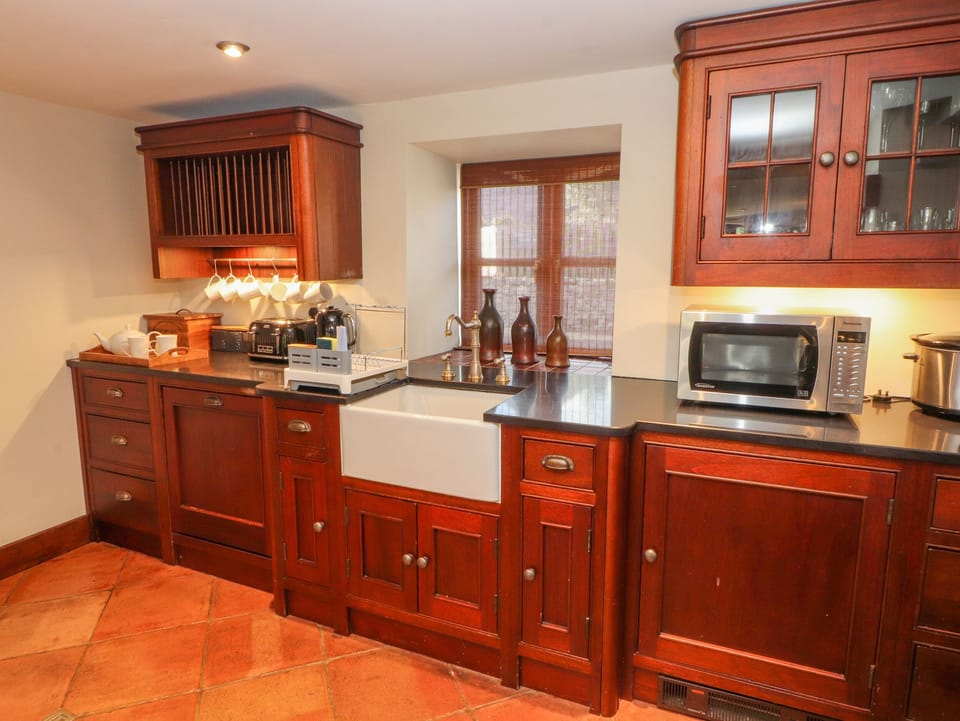 Cottage | Interior