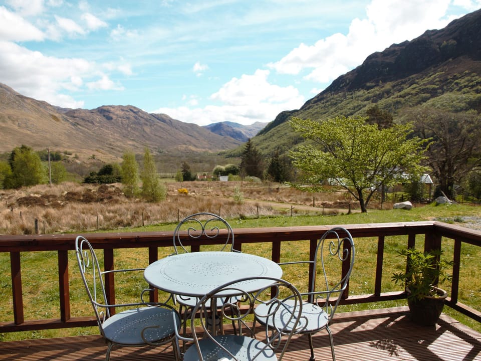 Cottage | Balcony