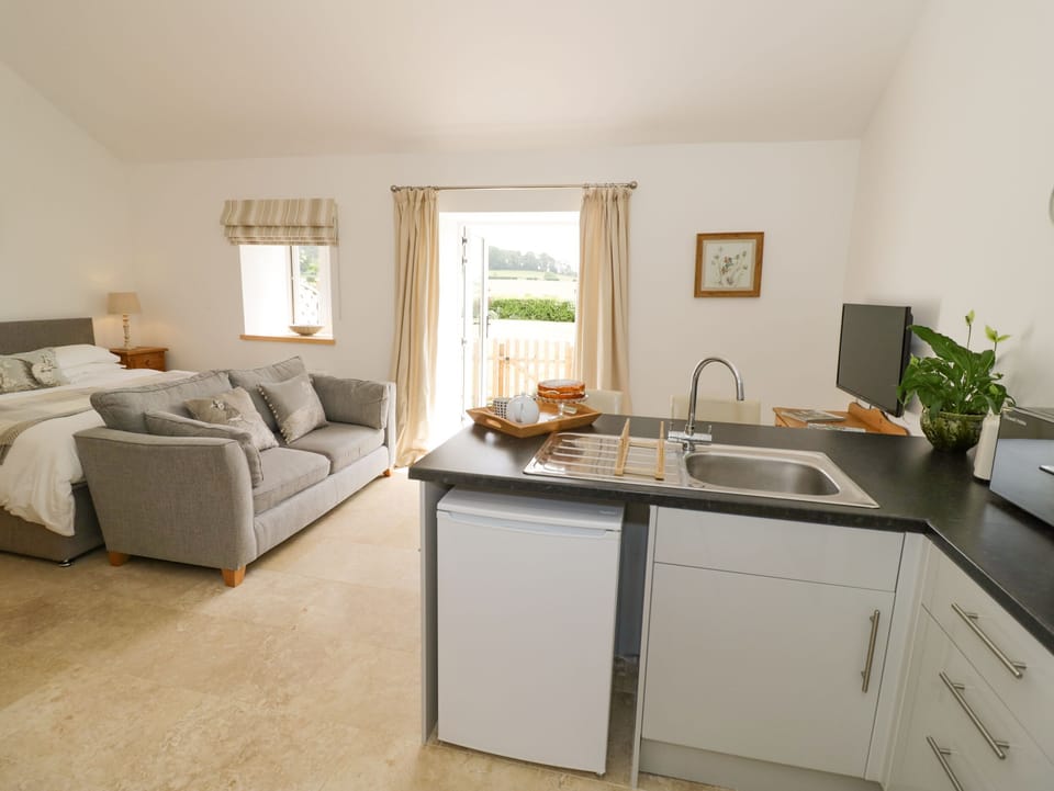 Cottage | 1 bedroom, individually decorated, individually furnished, free WiFi