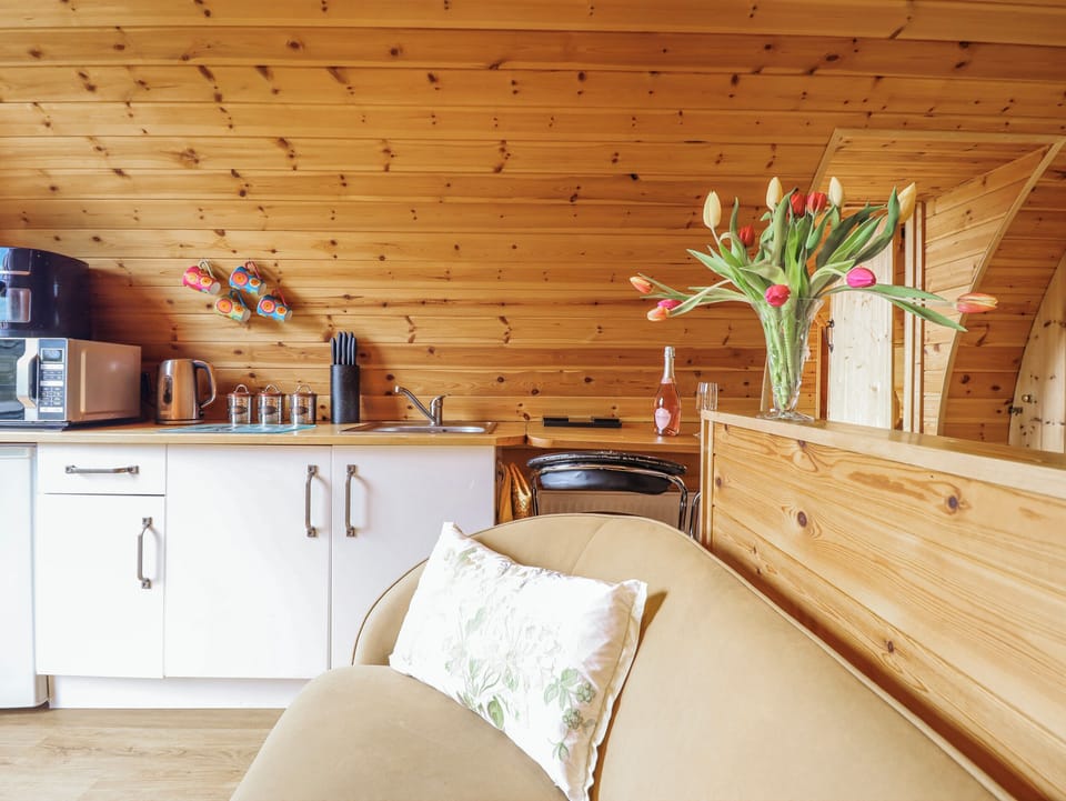 Cottage | Interior