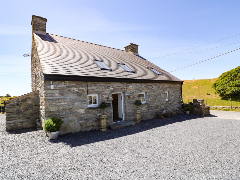 Cottage | Interior