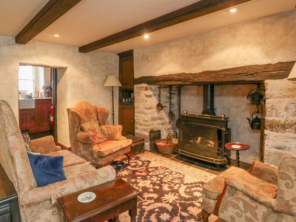 Cottage | Interior