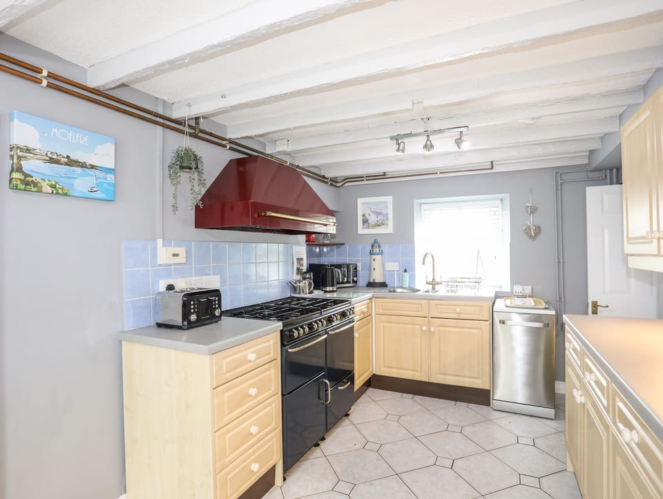 Cottage | Interior