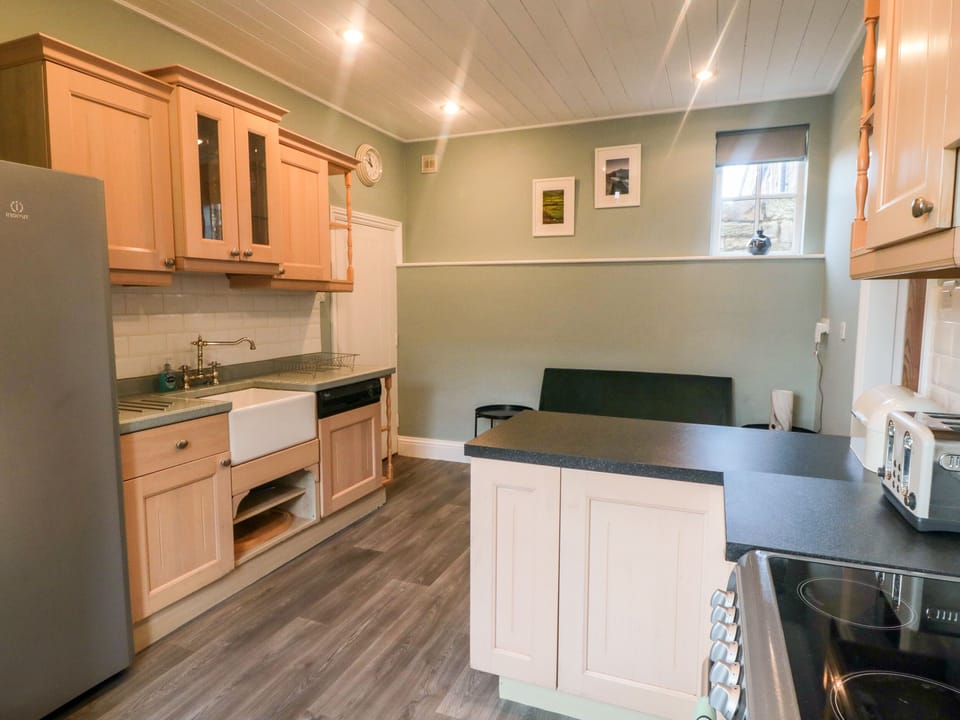 Cottage | Interior