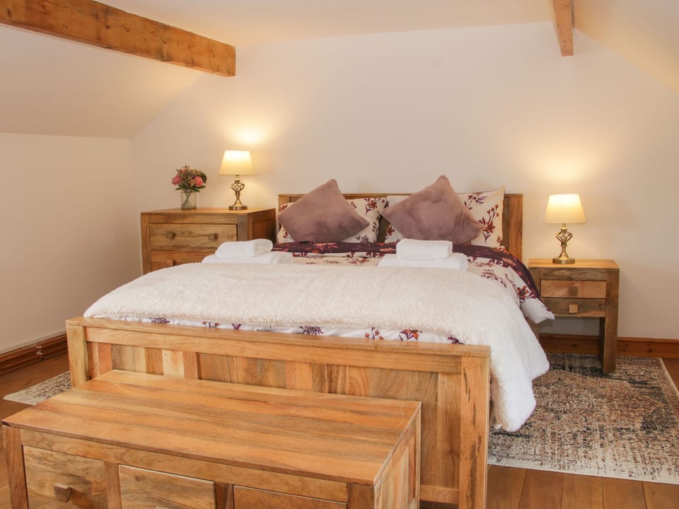 Conquer Hall Cottage in Wales
