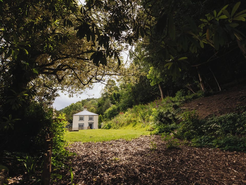 Cottage | Property grounds